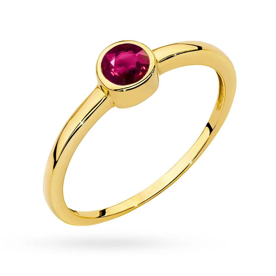 Gold Ring with 0.30ct Ruby