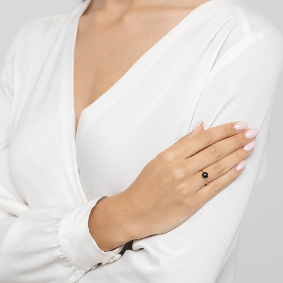 Vergoldeter Silberring mit Onyx