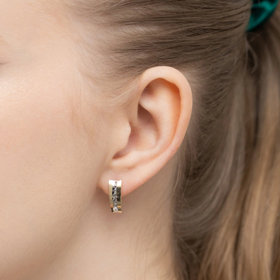 Zweifarbige Goldohrringe mit Englisch-Verschluss Quadrate