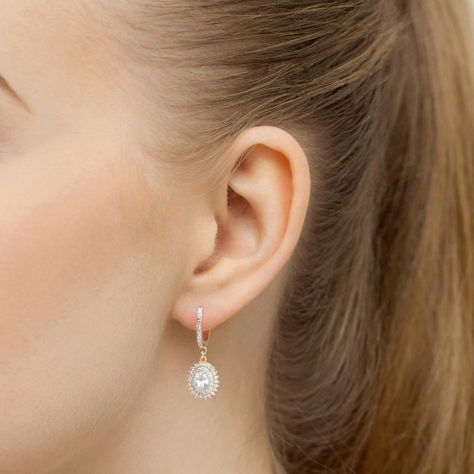 Goldohrringe mit 2 x 0,40 ct, 0,0086 ct und 0,005 ct Labor-Diamanten