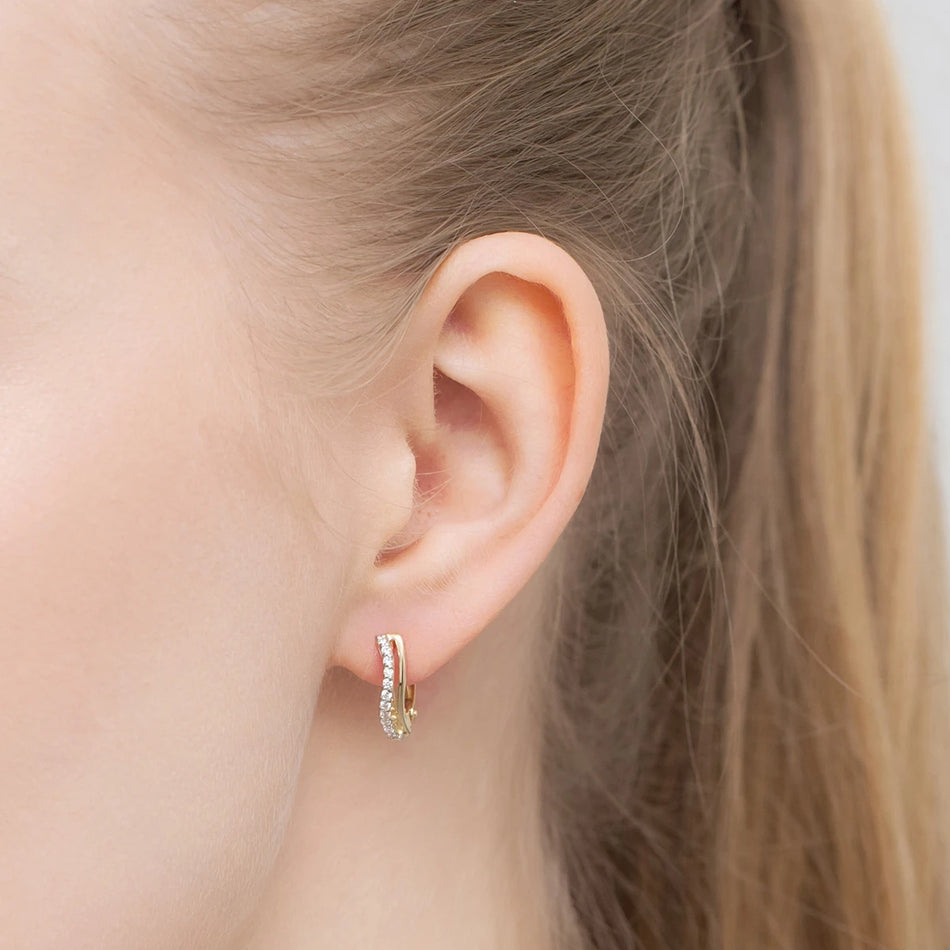 Zweifarbige Gold-Englisch-Verschluss-Ohrringe mit Zirkonia