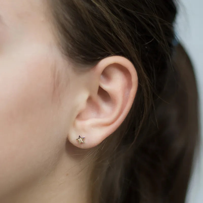 Kinder Gold Ohrstecker mit Zirkonia Stern