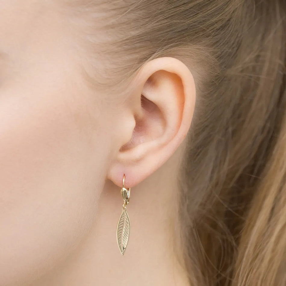 Gold Englisch Verschluss Ohrringe Blätter