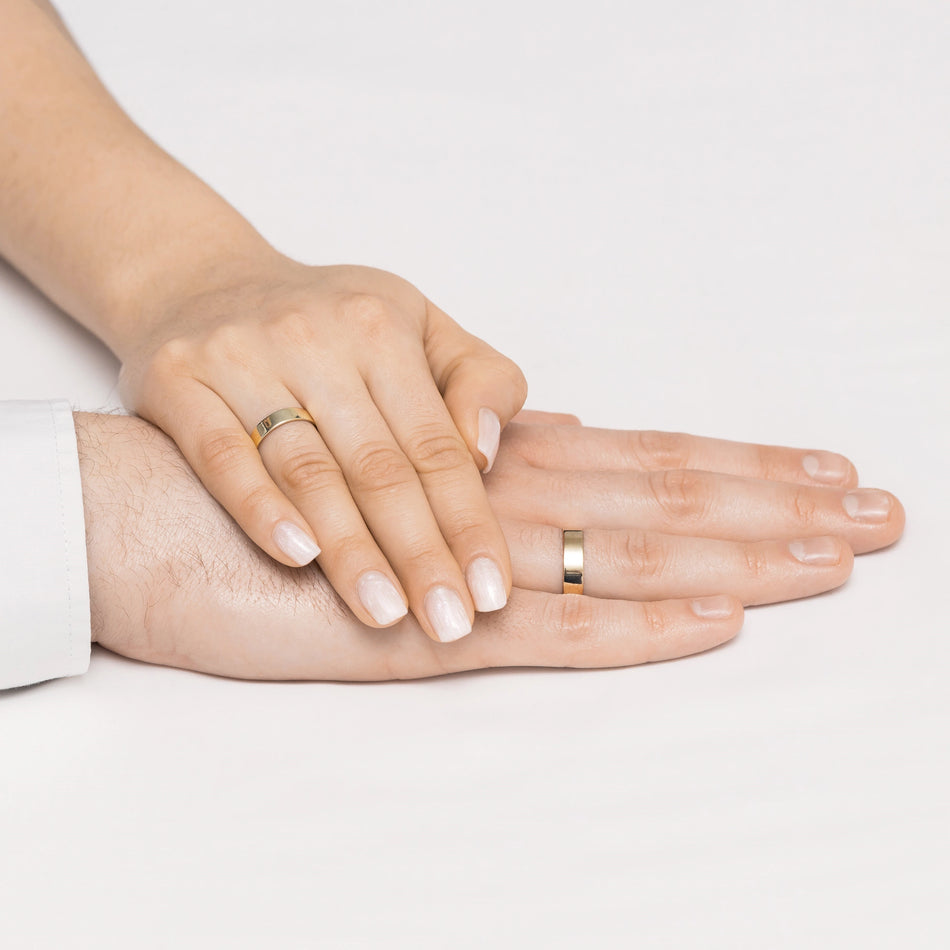 Klassische Flache Gold Eheringe Ringe 4 und 5mm