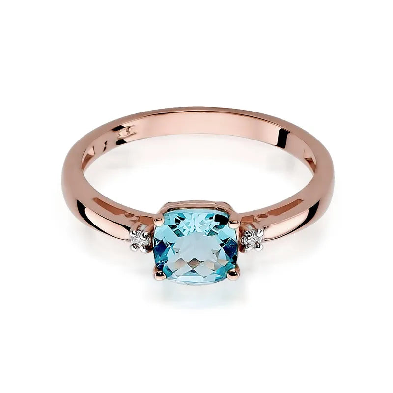 Gold Ring with 1.10ct Topaz and Diamonds