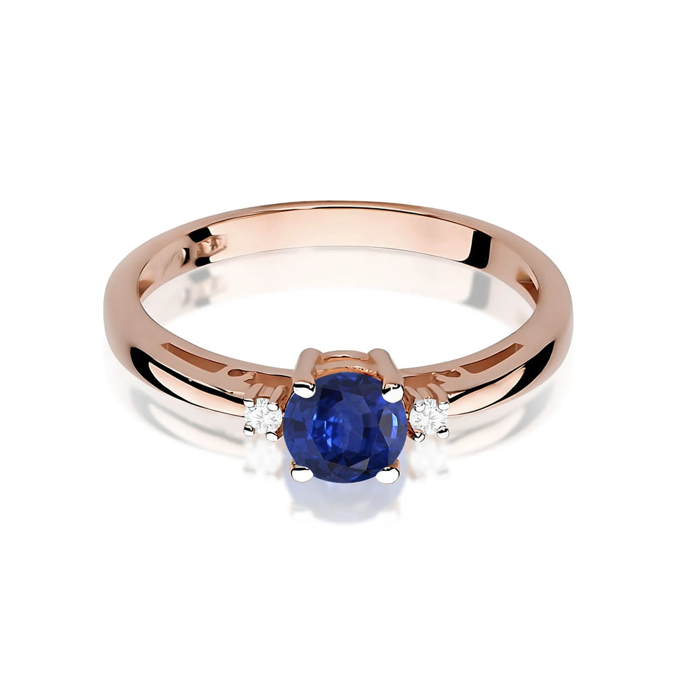Gold Ring with 0.50ct Sapphire and Diamonds