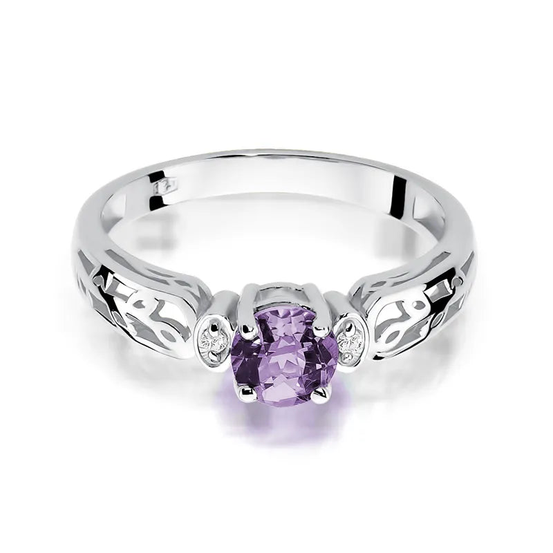 Gold Ring with 0.50ct Amethyst and 0.02ct Diamonds