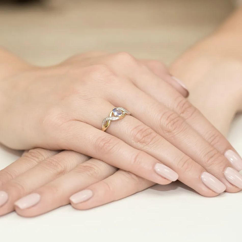 Gold Ring with 0.40ct Tansanit and 0.05ct Diamonds