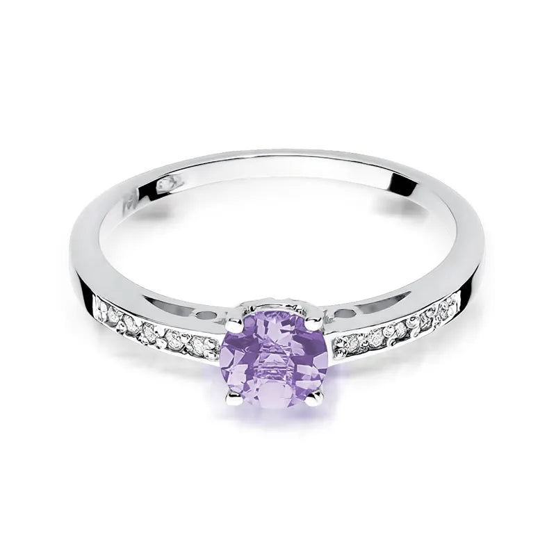 Gold Ring with 0.50ct Amethyst and 0.05ct Diamonds