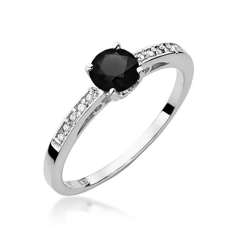 Goldring mit 0,50 ct schwarzem Diamant und 0,05 ct Diamanten