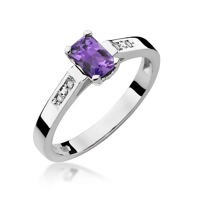 Goldring mit 0,50 ct Amethyst und 0,04 ct Diamanten