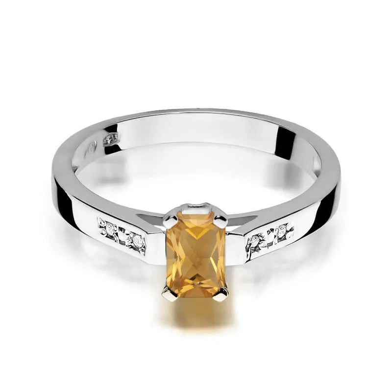 Goldring mit Rubin 0.8ct und Diamanten 0.04ct | 14K (585) Gelbgold