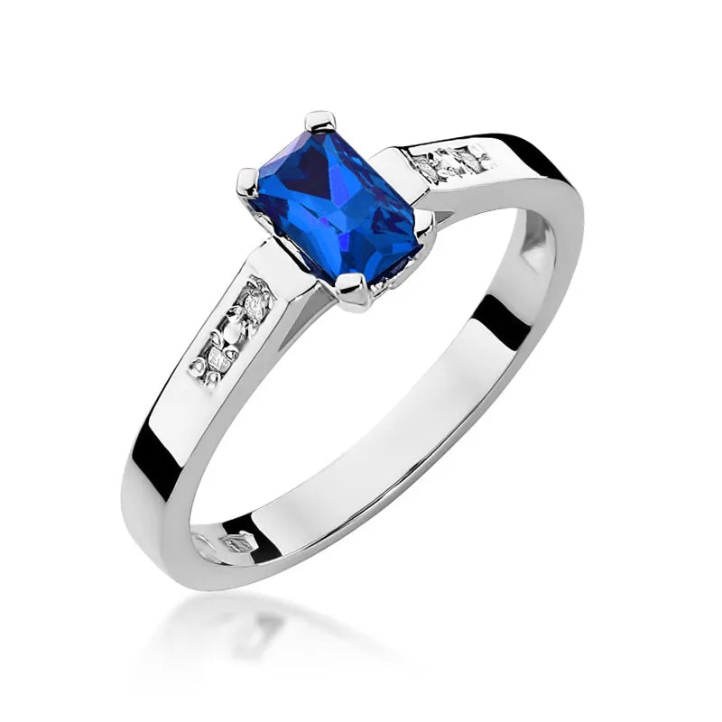 Goldring mit 0,60 ct Saphir und 0,04 ct Diamanten