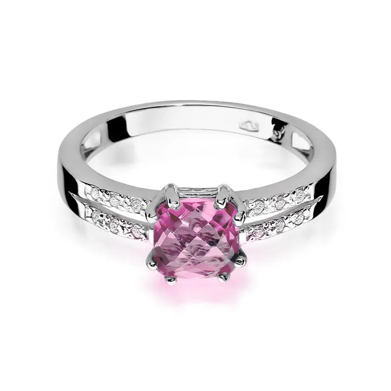 Gold Ring with 1.10ct Pink topaz and 0.06ct Diamonds