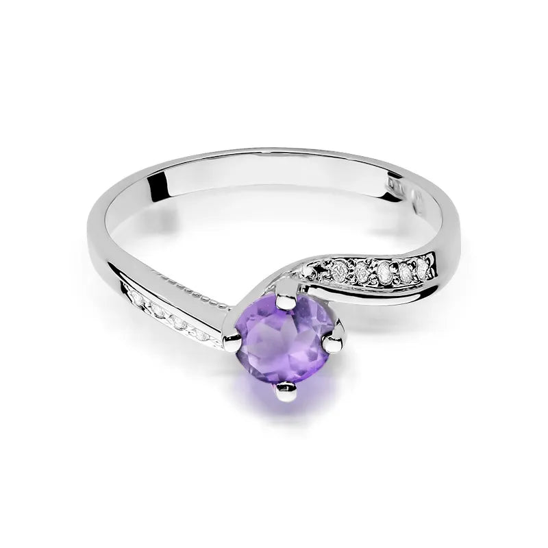 Gold Ring with 0.50ct Amethyst and 0.05ct Diamonds