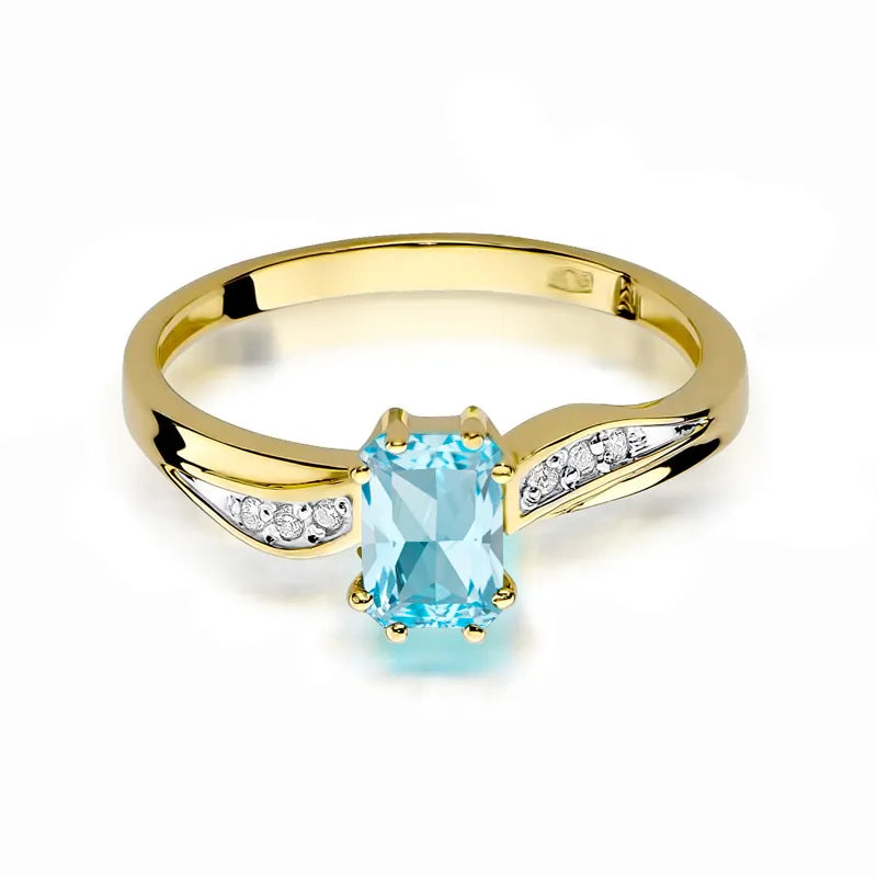 Gold Ring with 0.65ct Topaz and 0.03ct Diamonds