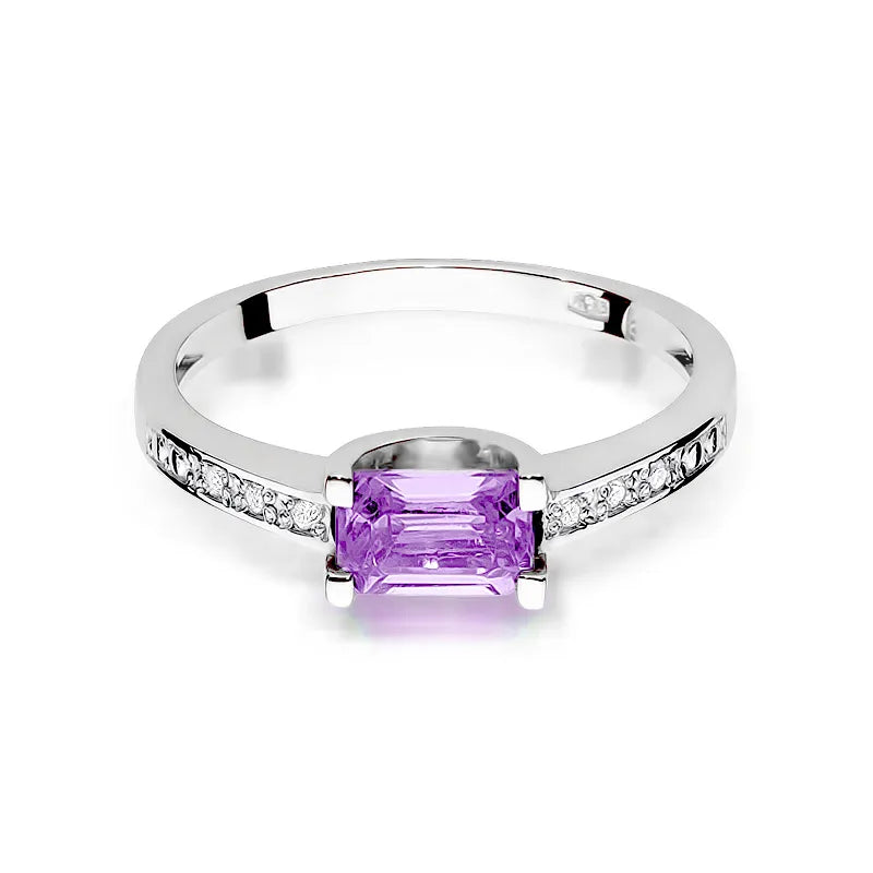 Goldring mit 0,50 ct Amethyst und 0,03 ct Diamanten