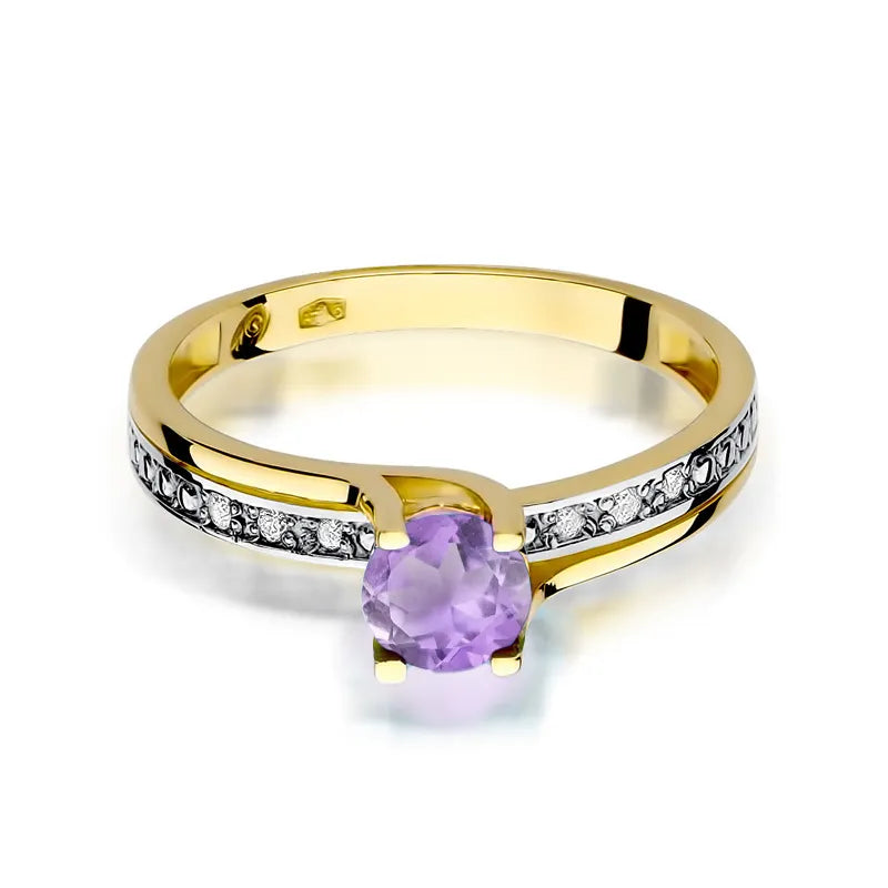 Gold Ring with 0.50ct Amethyst and 0.03ct Diamonds