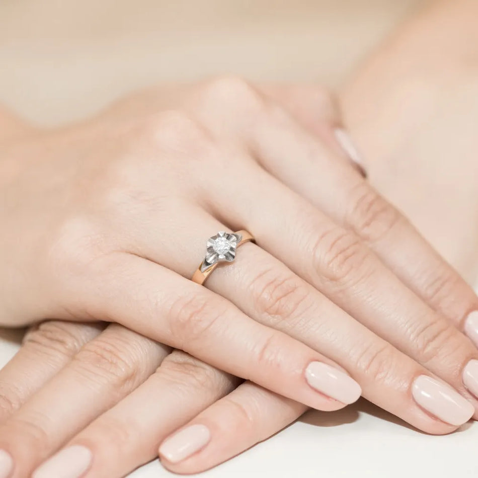 Goldring mit 0,25 ct Diamant