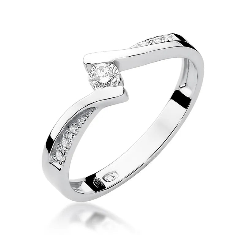 Goldring mit 0,13 ct und 0,03 ct Diamanten