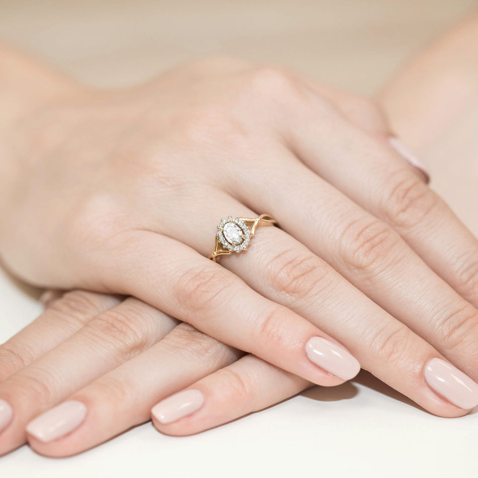 Gold Ring with 0.40ct and 0.12ct Lab-diamonds