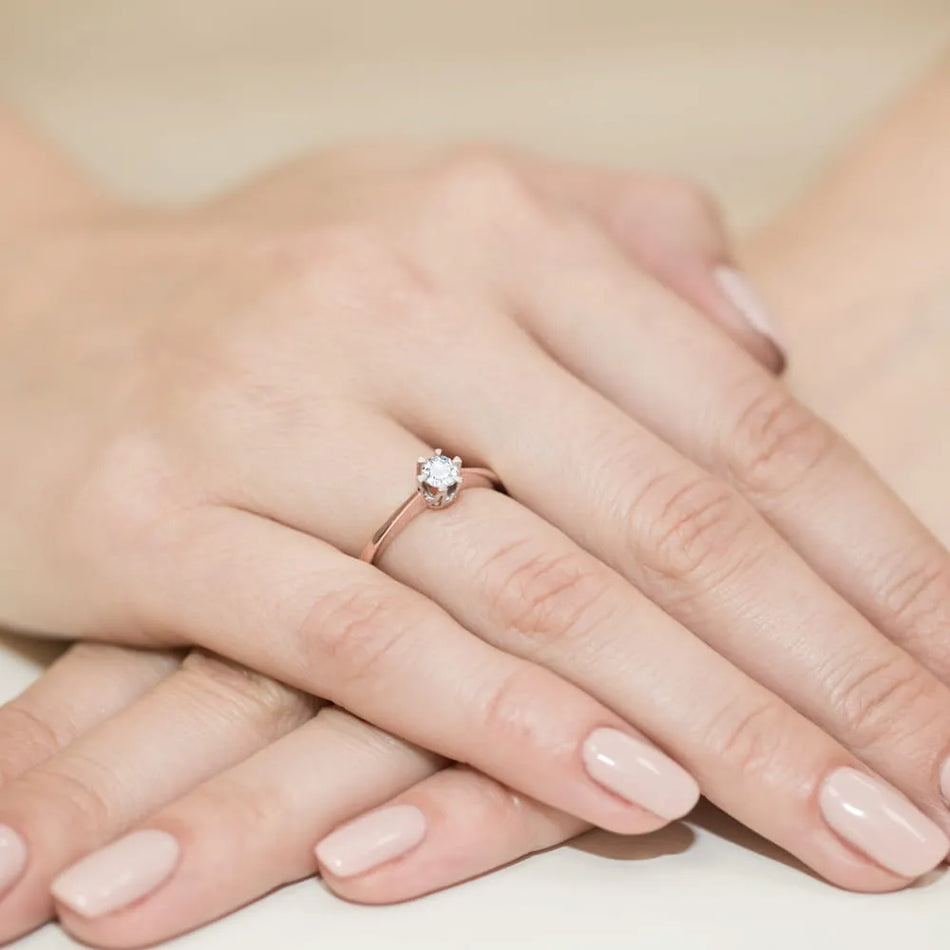 Gold Ring with 0.25ct Lab-diamond