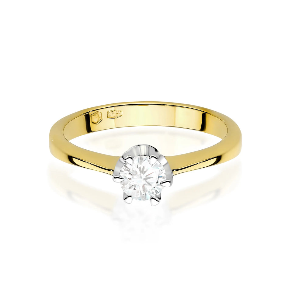 Gold Ring with 0.30ct Diamond