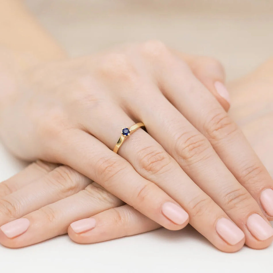 Gold Ring with 0.15ct Sapphire