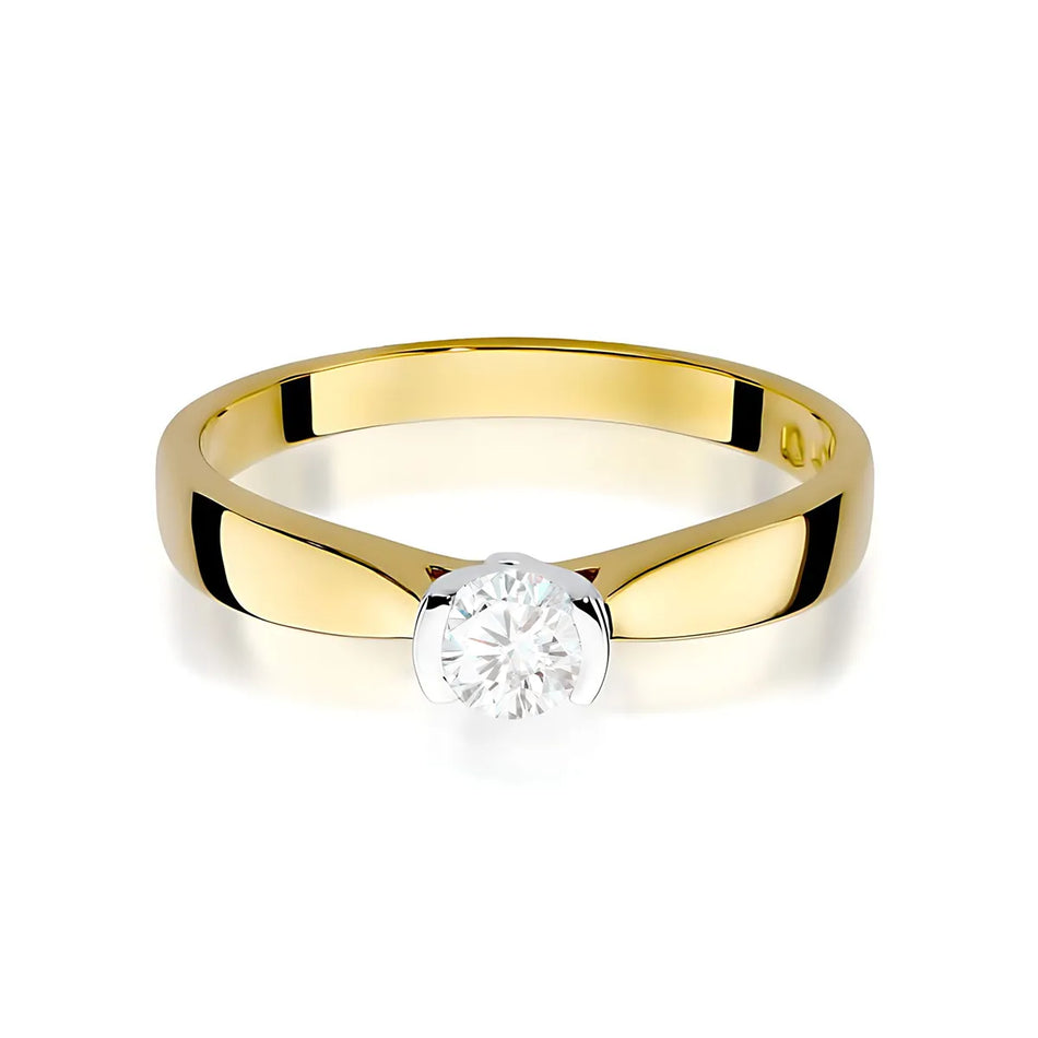 Gold Ring with 0.30ct Diamond