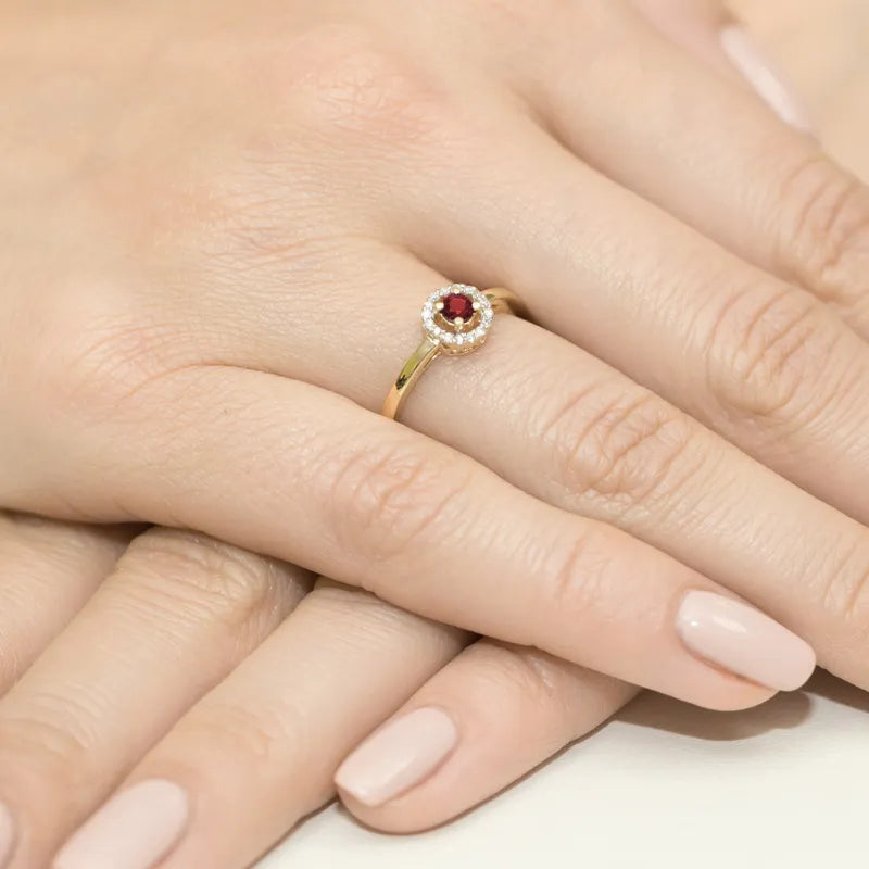 Gold Ring with 0.15ct Ruby and 0.08ct Diamonds