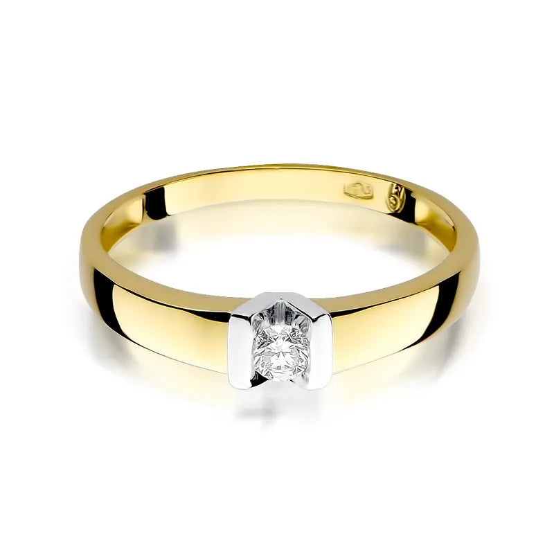 Gold Ring with 0.10ct Diamond