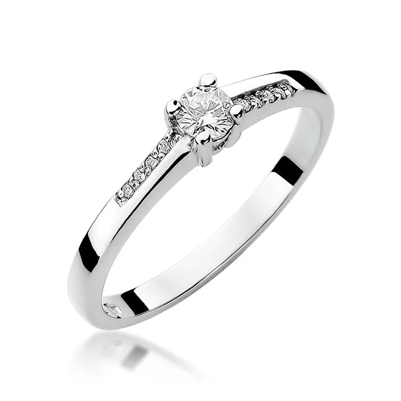 Goldring mit 0,15 ct und 0,04 ct Diamanten