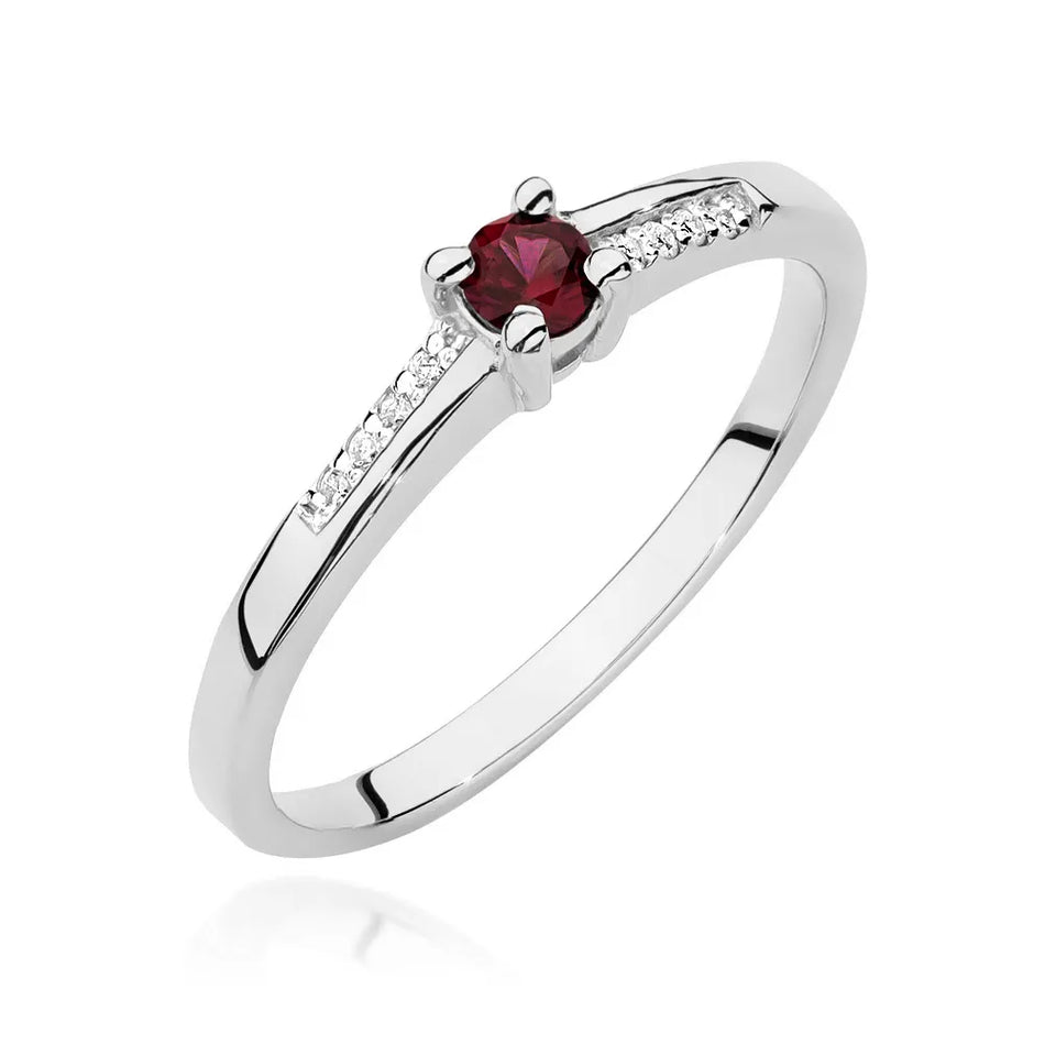 Goldring mit 0,15 ct Rubin und 0,04 ct Diamanten