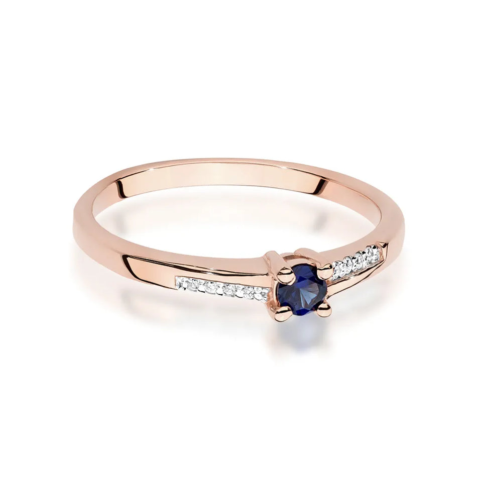 Gold Ring with 0.15ct Sapphire and 0.04ct Diamonds