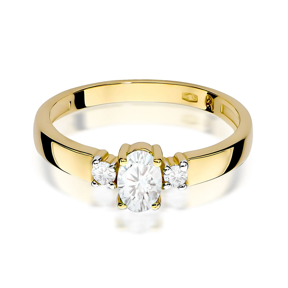 Gold Ring with 0.40ct and 0.08ct Lab-diamonds