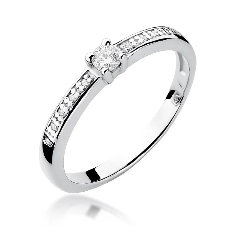 Goldring mit 0,08 ct und 0,05 ct Diamanten