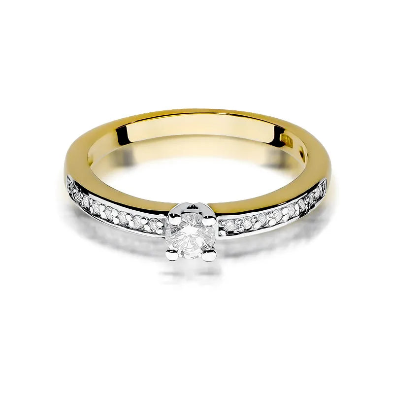 Gold Ring with 0.20ct and 0.08ct Diamonds