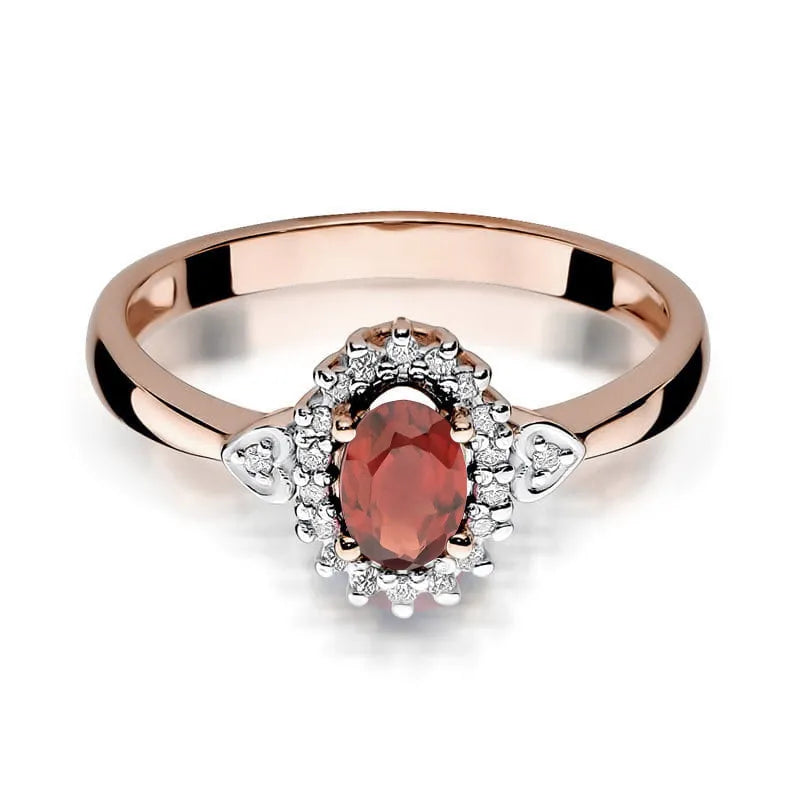 Gold Ring with 0.50ct Garnet and 0.10ct Diamonds
