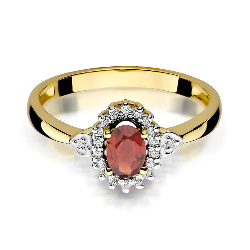 Gold Ring with 0.50ct Garnet and 0.10ct Diamonds