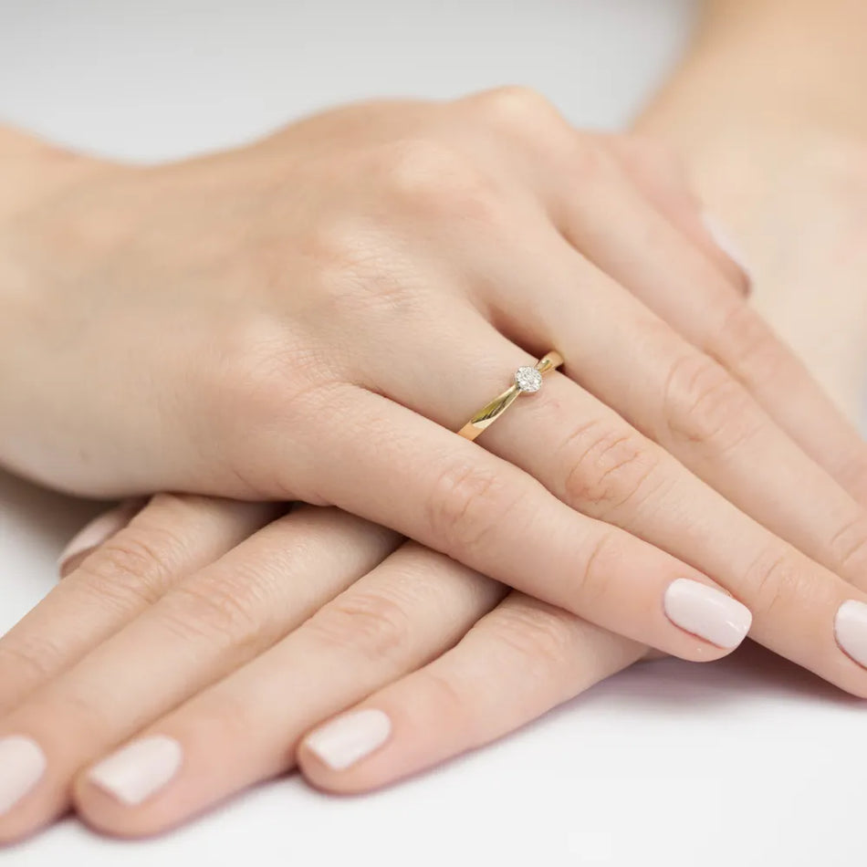 Gold Ring with 0.035ct Diamonds