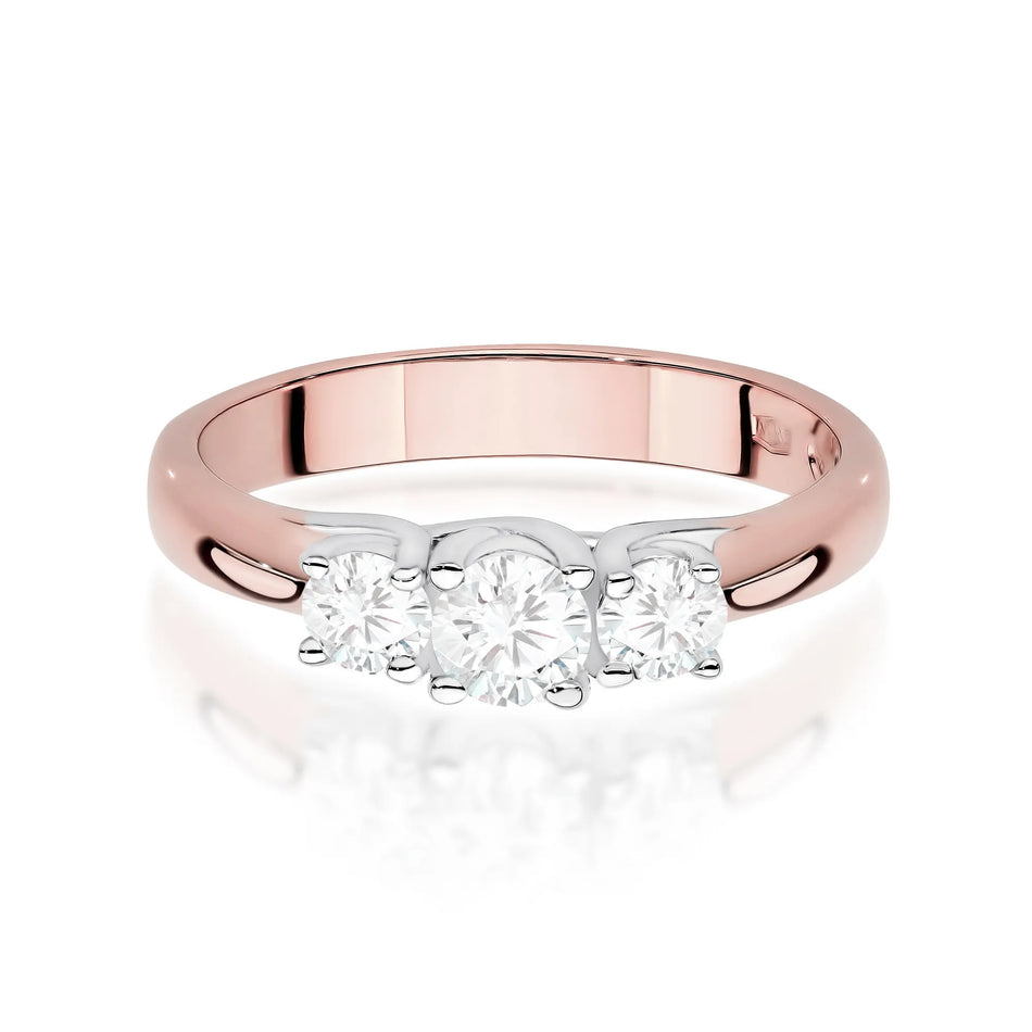 Gold Ring with 0.25ct and 0.24ct Lab-diamonds
