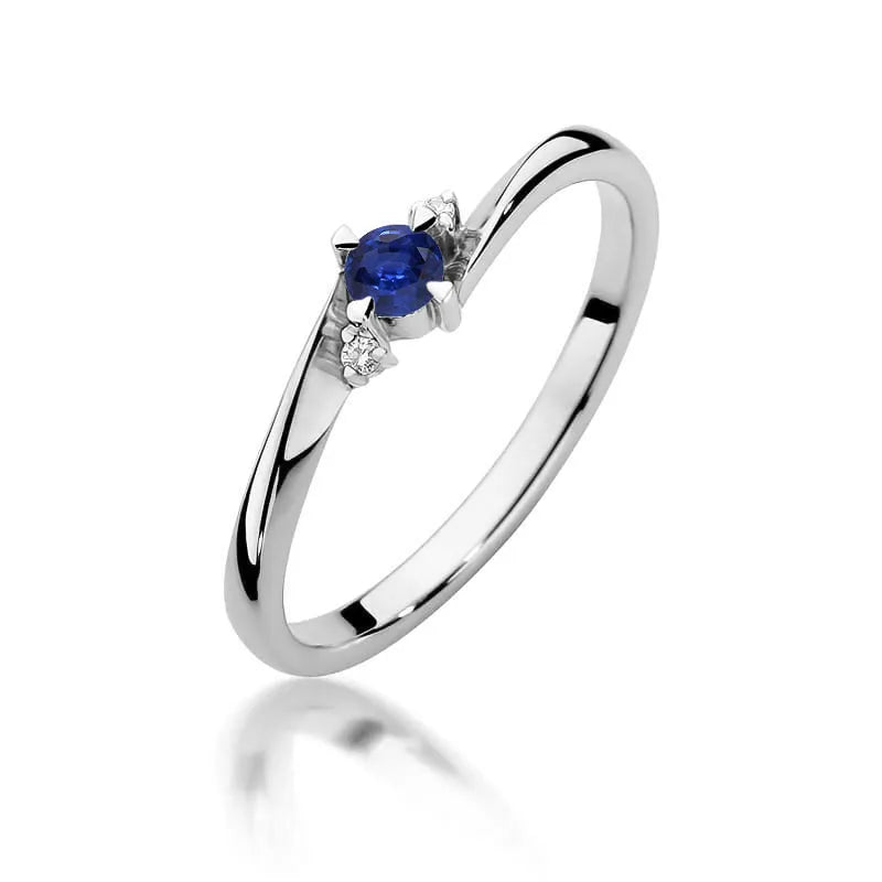 Gold Ring with 0.15ct Sapphire and 0.017ct Diamonds