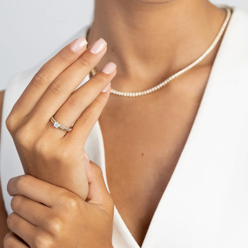 Goldring mit 0,30 ct und 0,10 ct Labor-Diamanten