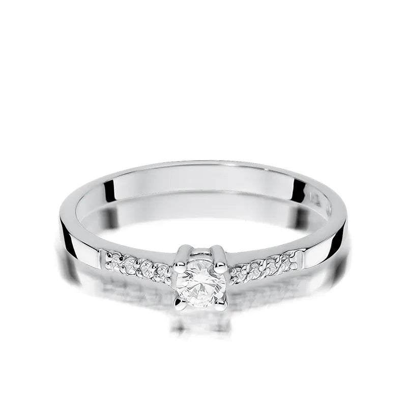 Goldring mit 0,15 ct und 0,069 ct Diamanten