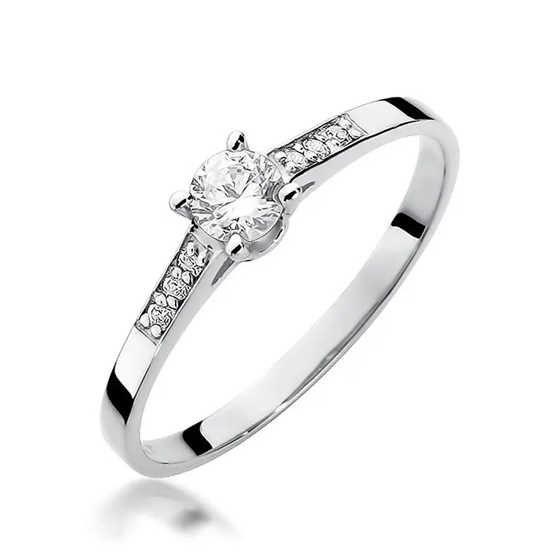 Goldring mit 0,15 ct und 0,06 ct Diamanten