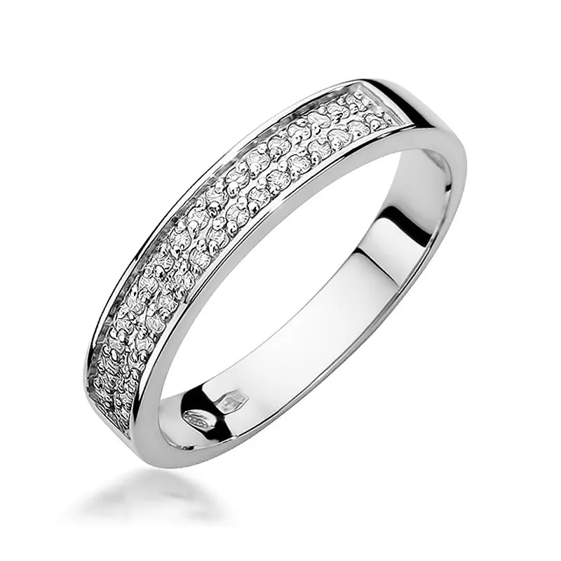 Goldring mit 0,18 ct Diamanten