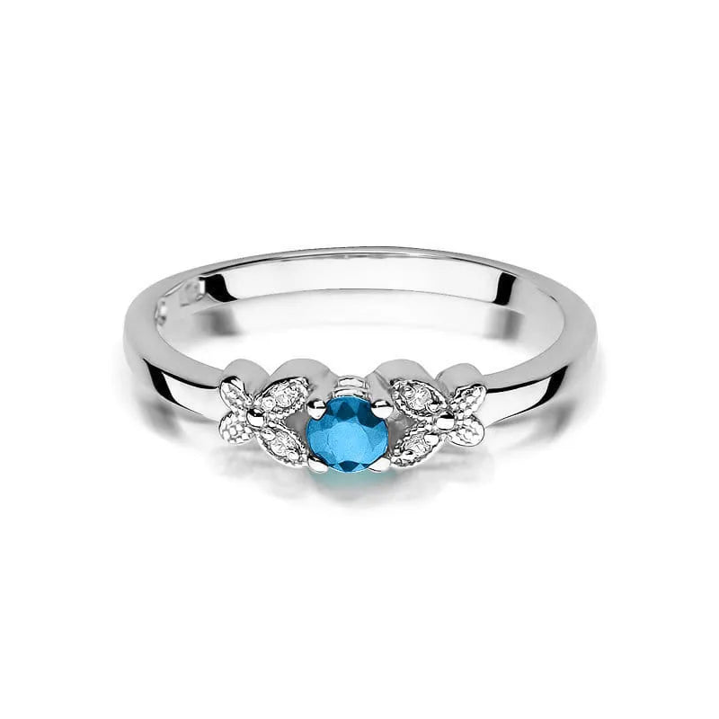 Gold Ring with 0.15ct Topaz and 0.02ct Diamonds