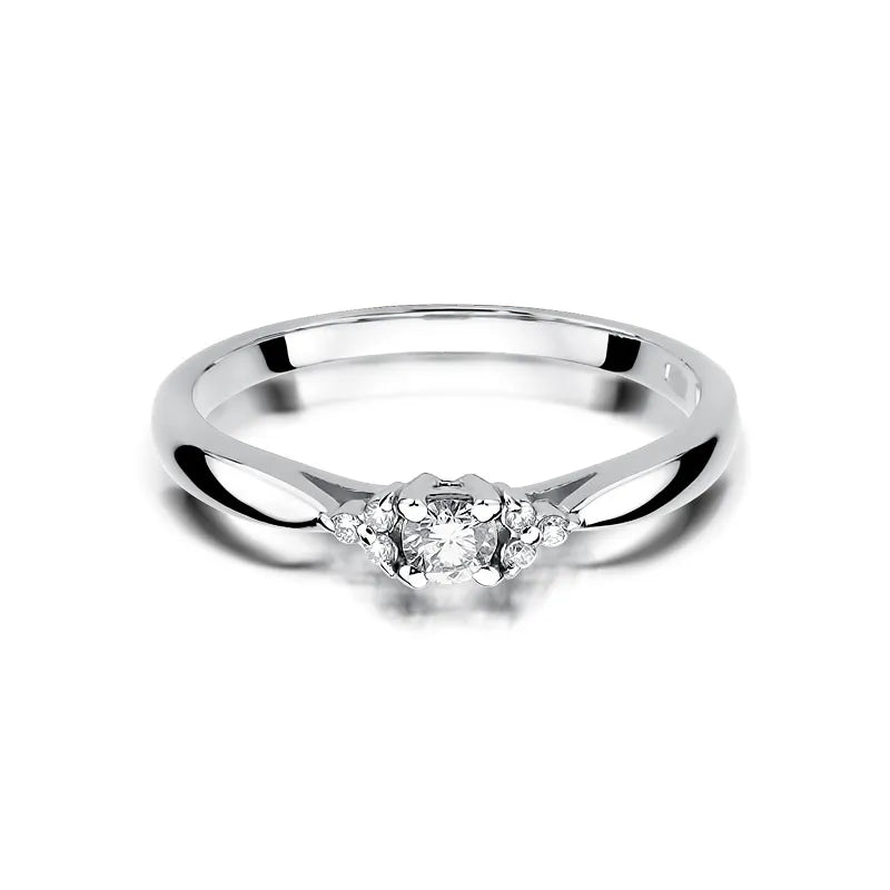 Goldring mit 0,10 ct und 0,03 ct Diamanten