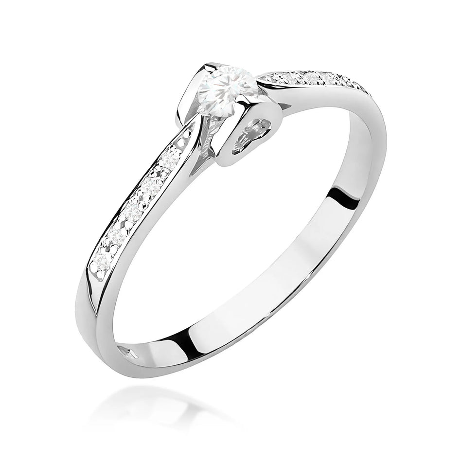 Goldring mit 0,10 ct und 0,05 ct Diamanten