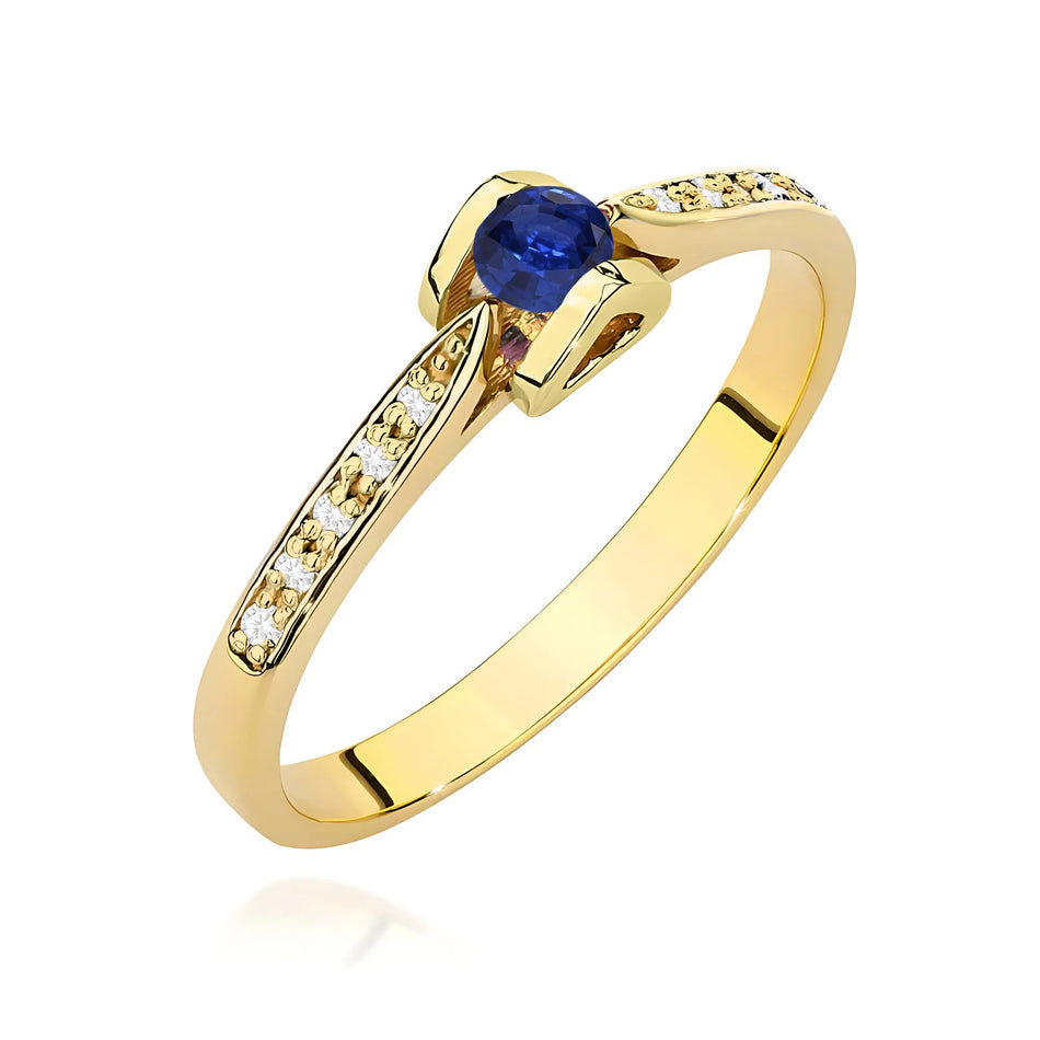 Gold Ring with 0.15ct Sapphire and 0.05ct Diamonds